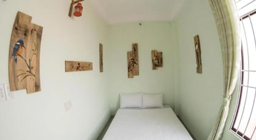 Birdnests Hotel Vinh Hai